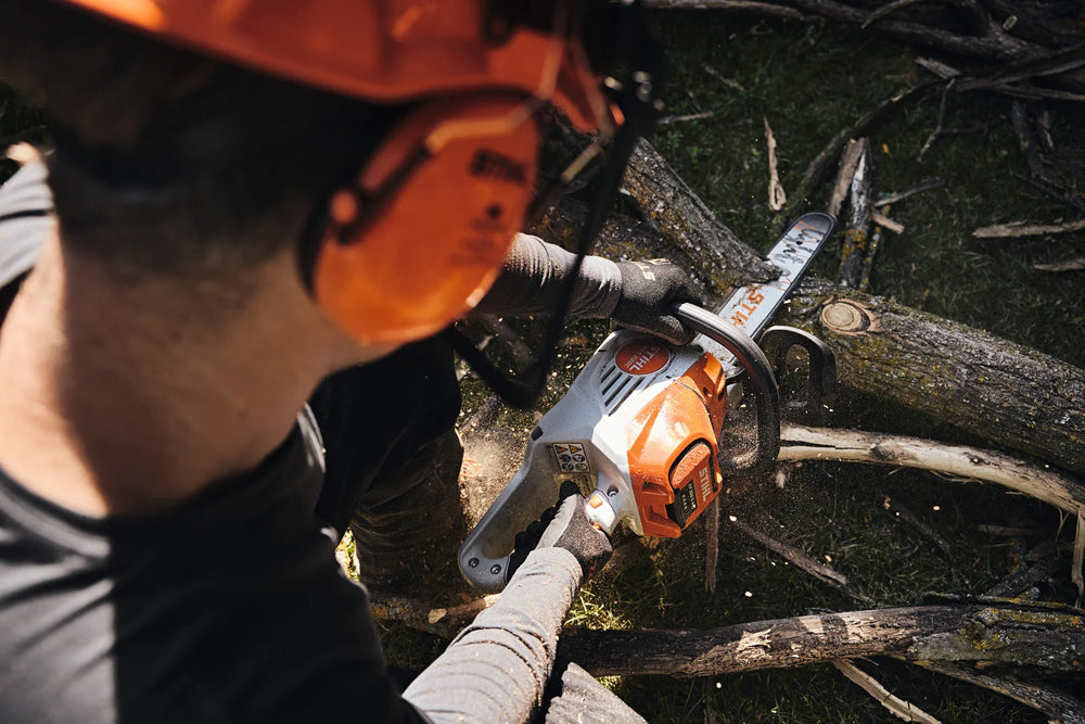 Motosierra a batería STIHL MSA 220, espada 45 cm, sin cargador ni batería AP — imagen 5 de 6